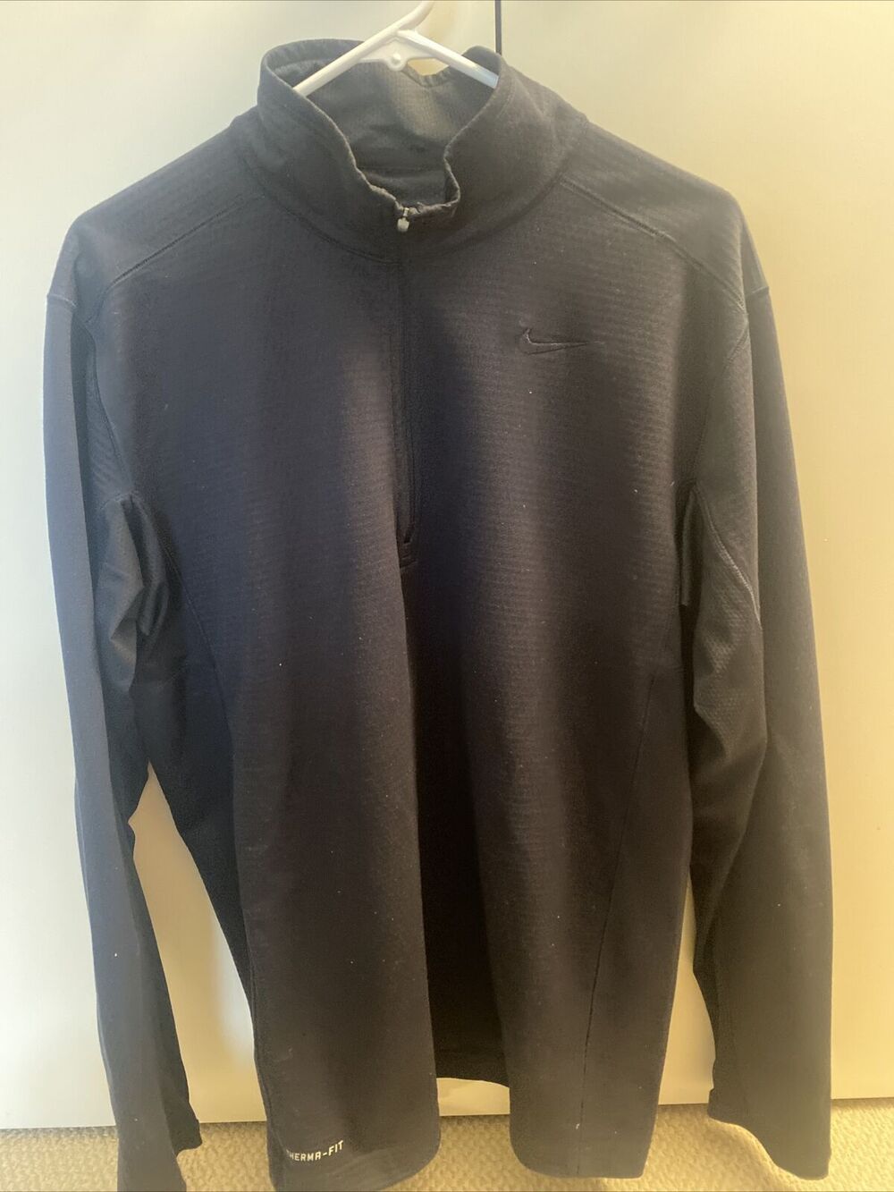 Nike Black Therma-Fit Size L 1/4 Zip Long Sleeve Jacket